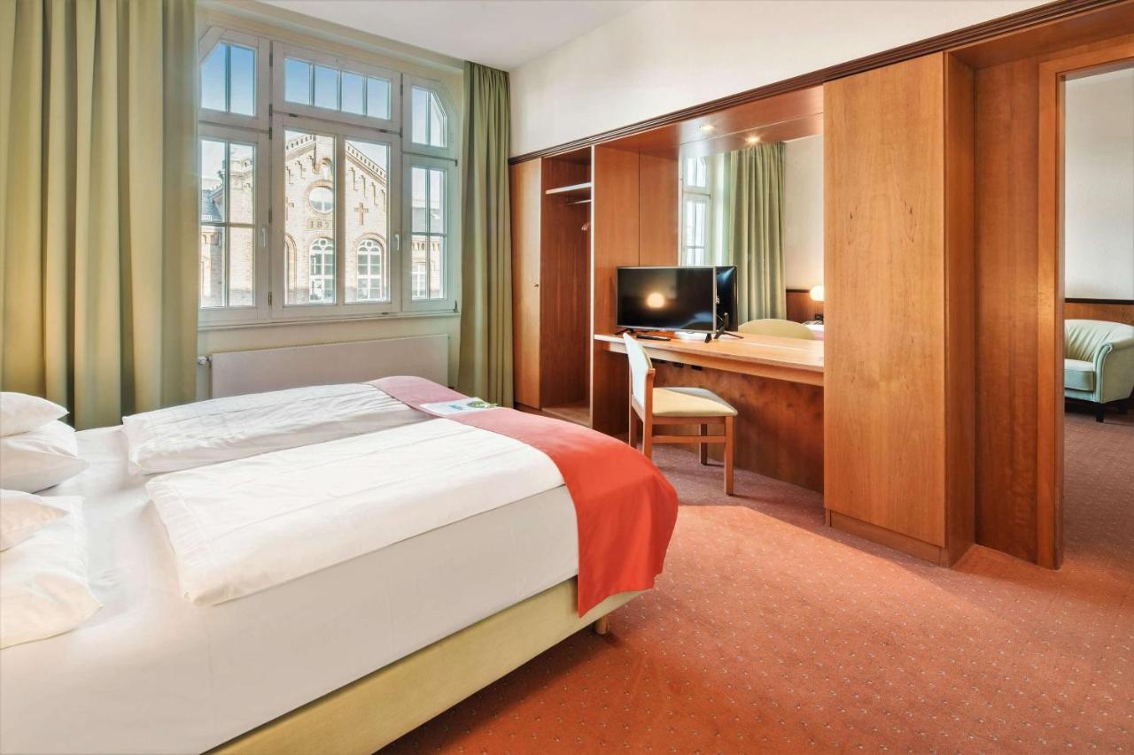 Best Western Plus Hotel Excelsior Ерфурт Екстер'єр фото