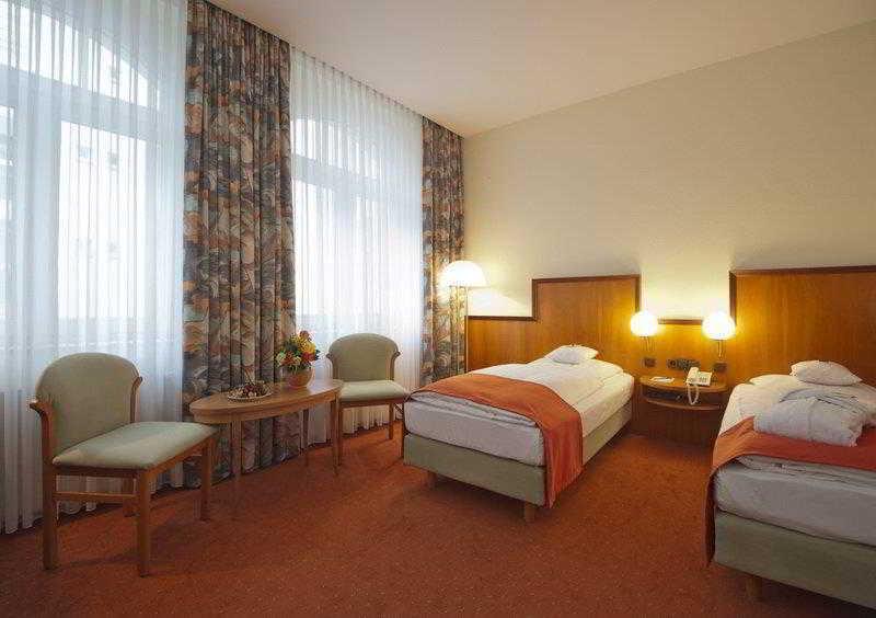 Best Western Plus Hotel Excelsior Ерфурт Екстер'єр фото