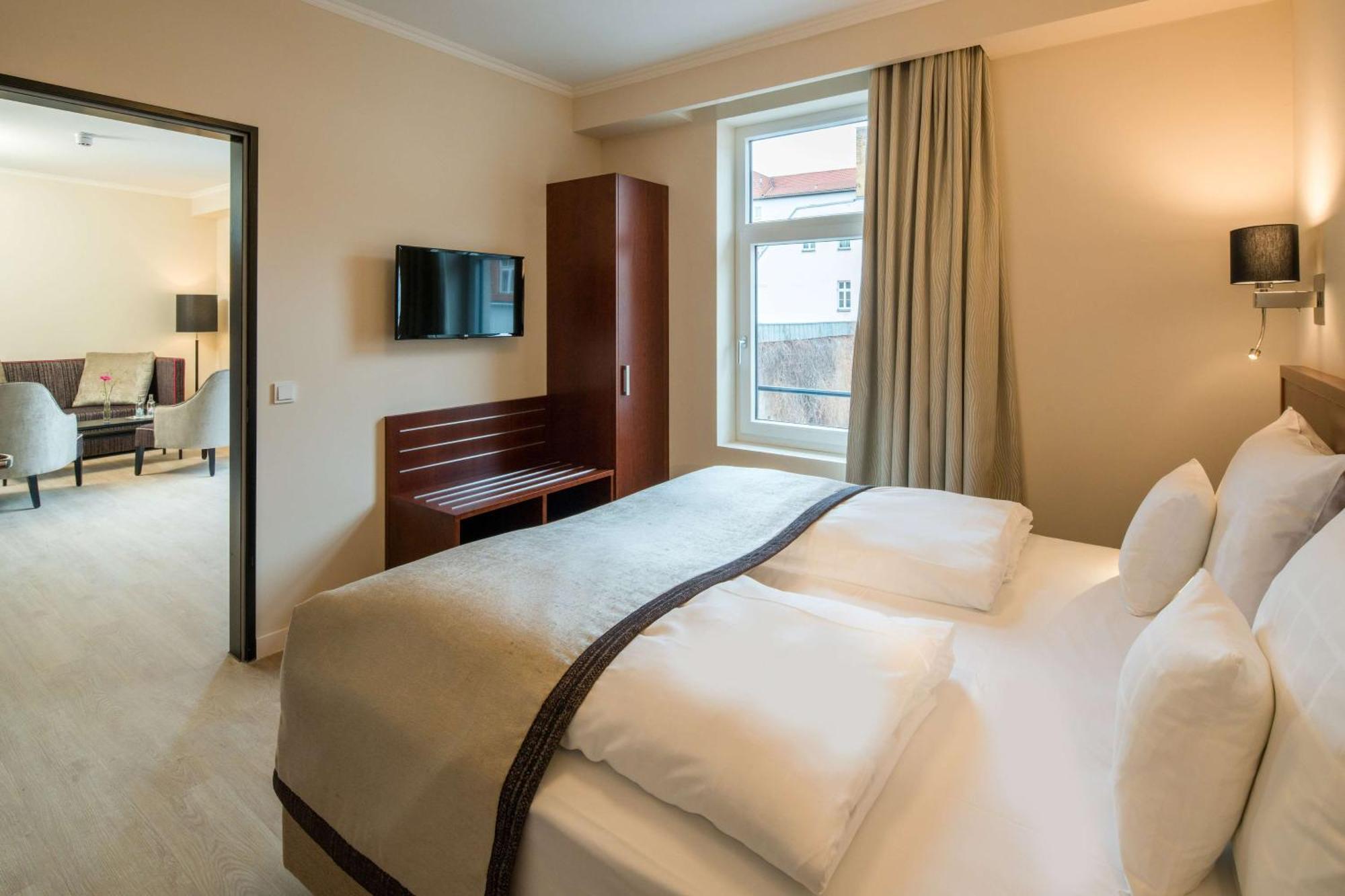 Best Western Plus Hotel Excelsior Ерфурт Екстер'єр фото