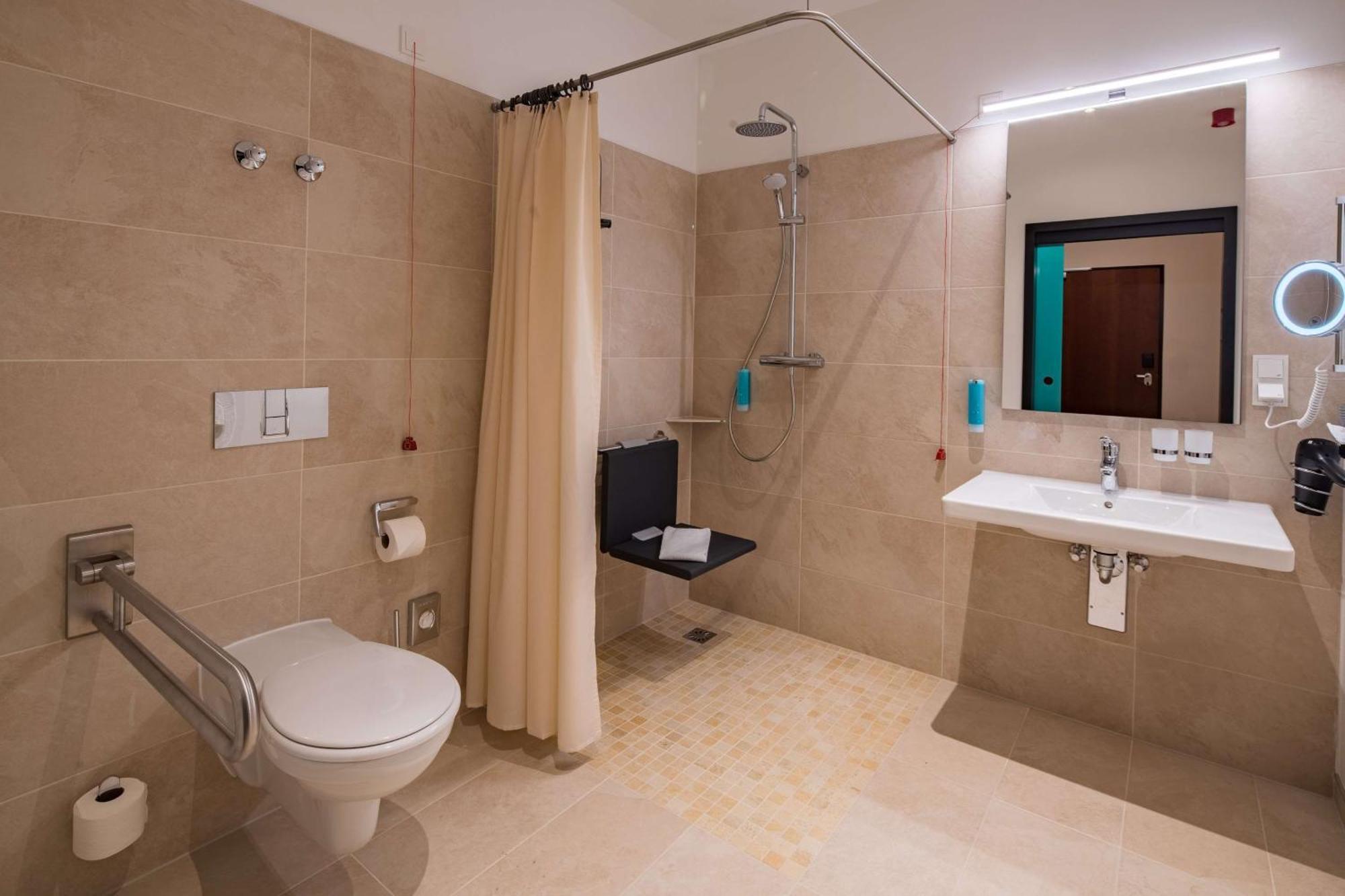 Best Western Plus Hotel Excelsior Ерфурт Екстер'єр фото