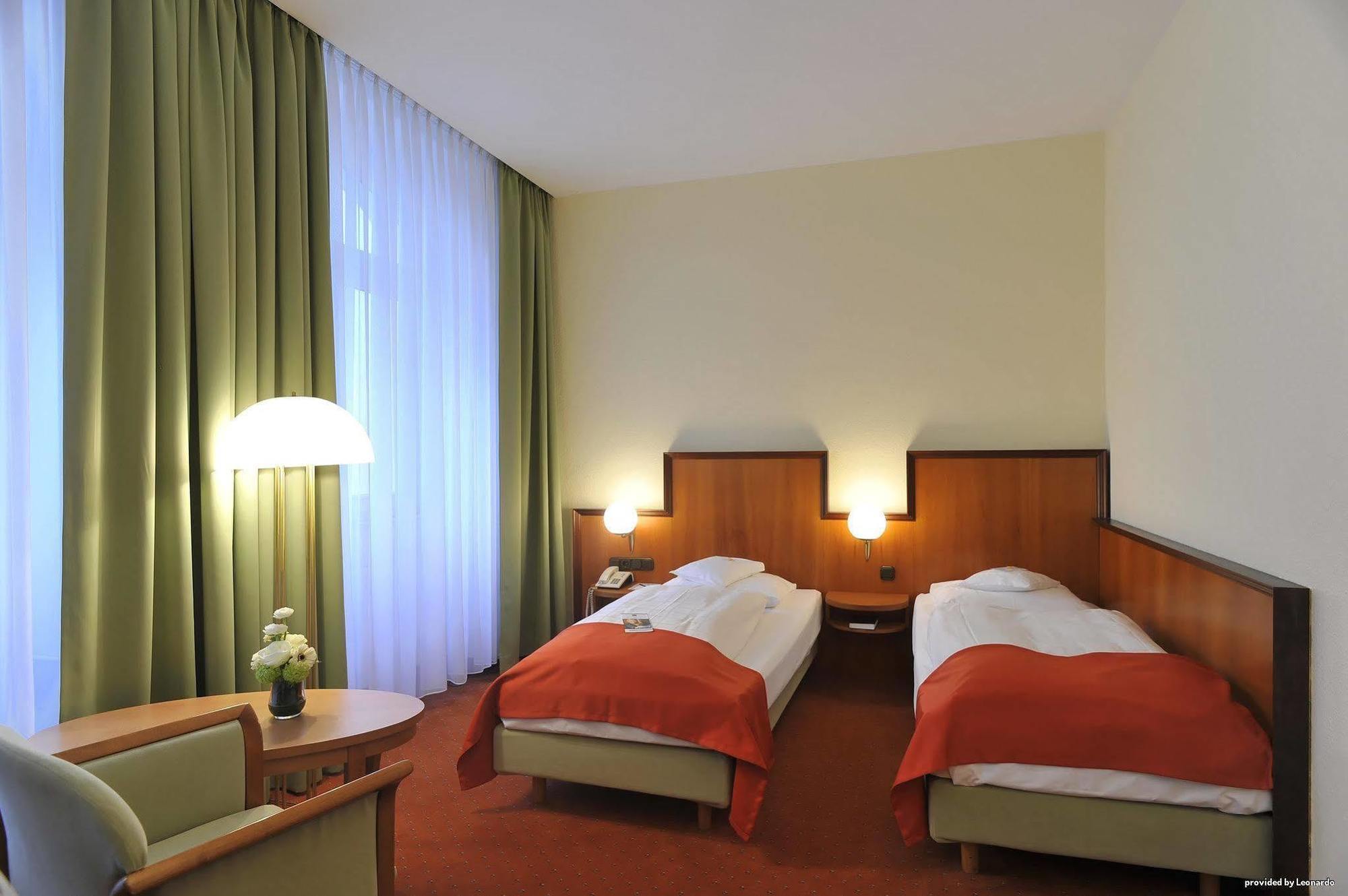Best Western Plus Hotel Excelsior Ерфурт Екстер'єр фото